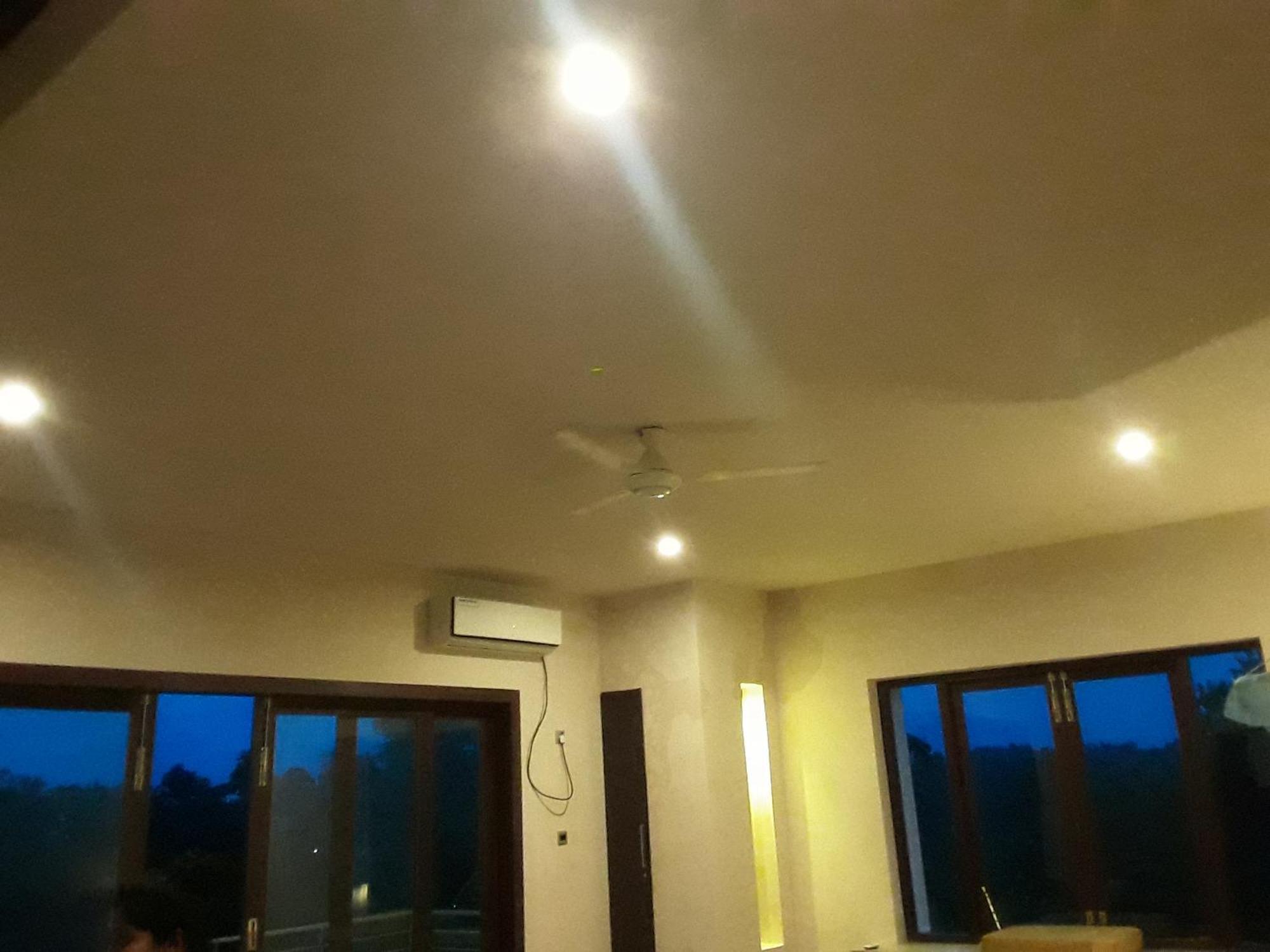 Thalangama Lakeview Lodge باتارامولا المظهر الخارجي الصورة
